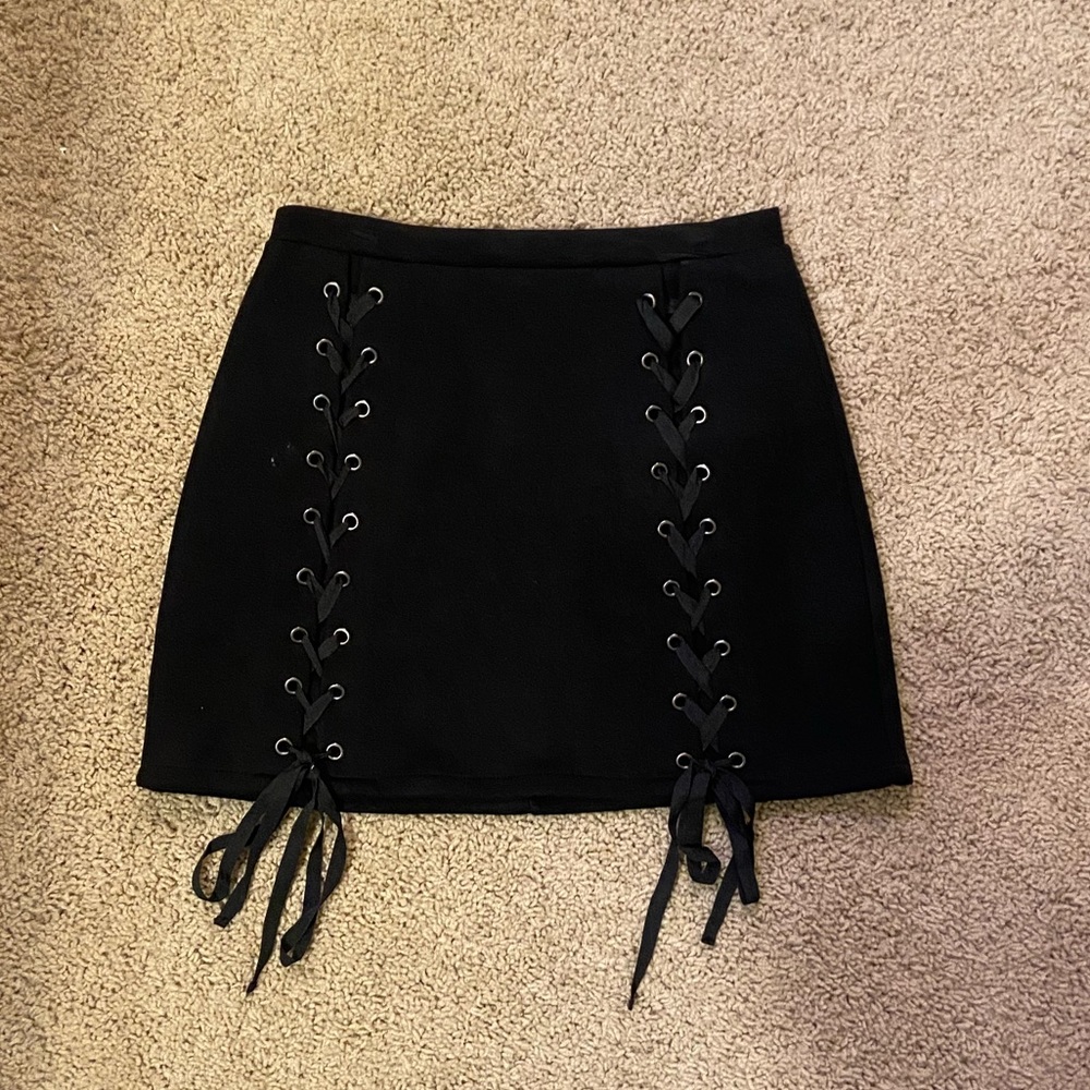 Honey Punch corseted skirt